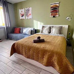  Apartament Roztocka Studio, Free Parking, Ac, 1 Tram To The & Pge National Stadion By Cosmo Spirit